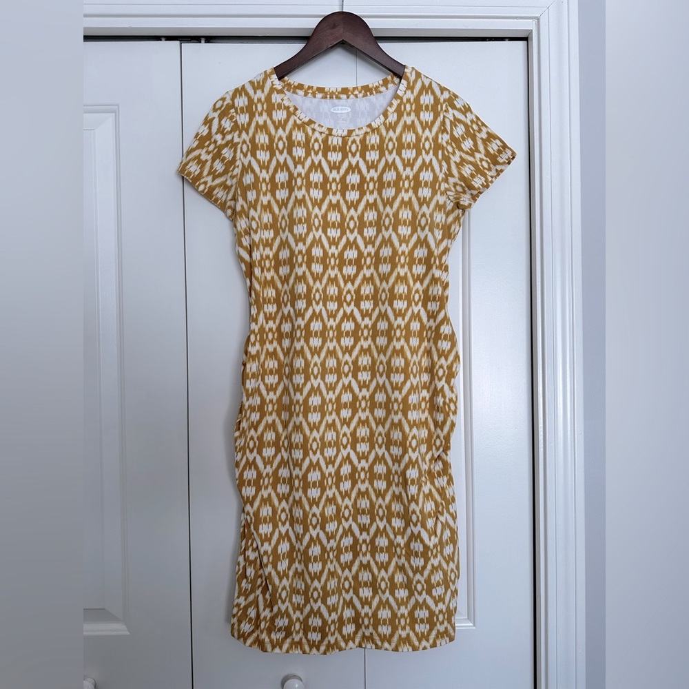 EUC Old Navy Maternity Dress